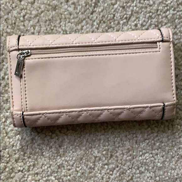 Wallet from guess - Picture 3 of 3